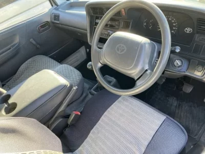 Toyota HIACE VAN  с аукциона в Японии