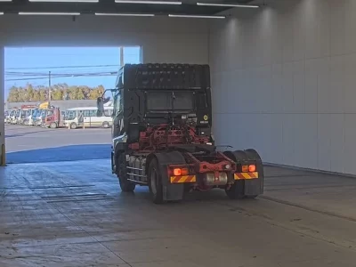 Nissan QUON  с аукциона в Японии