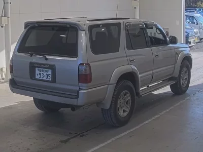 Toyota HILUX SURF