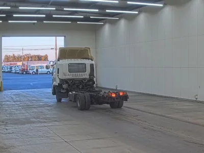 Isuzu FORWARD  с аукциона в Японии