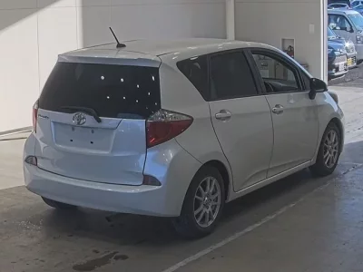Toyota RACTIS  с аукциона в Японии