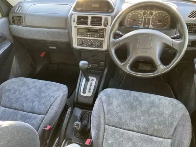 Mitsubishi PAJERO IO
