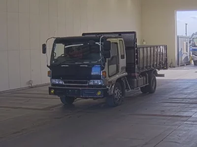 Isuzu FORWARD  с аукциона в Японии
