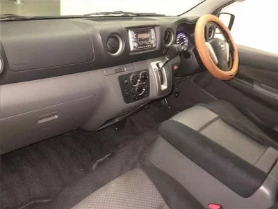 Nissan CARAVAN VAN