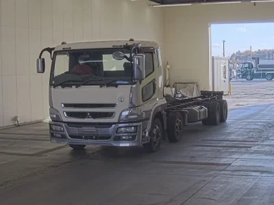 Mitsubishi SUPER GREAT  с аукциона в Японии