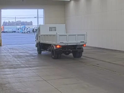 Isuzu FORWARD  с аукциона в Японии