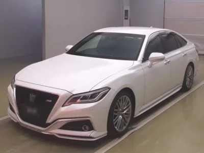 Toyota CROWN  с аукциона в Японии
