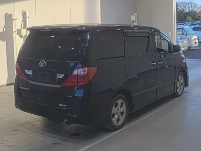 Toyota VELLFIRE  с аукциона в Японии