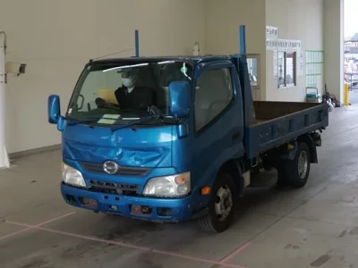 Hino DUTRO  с аукциона в Японии