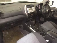 Toyota RAV4 лот № 10049 оценка R  с аукциона в Японии 3