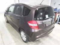 Honda FIT лот № 3028 оценка 3  с аукциона в Японии 4