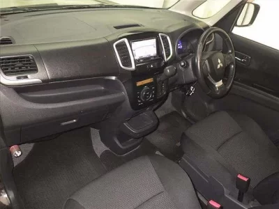 Mitsubishi DELICA D2