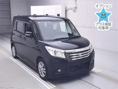 Mitsubishi DELICA D2