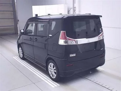 Mitsubishi DELICA D2