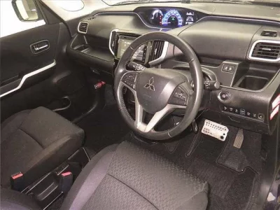 Mitsubishi DELICA D2