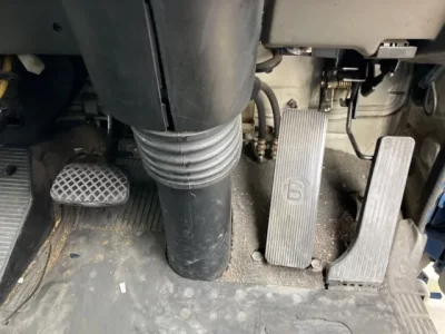 Isuzu FORWARD  с аукциона в Японии