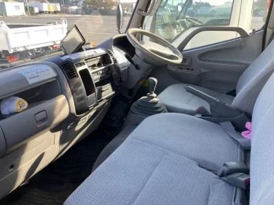 Hino DUTRO  с аукциона в Японии