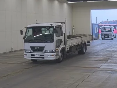 Nissan TRUCK  с аукциона в Японии