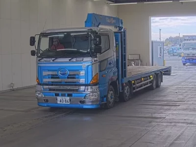 Hino TRUCK