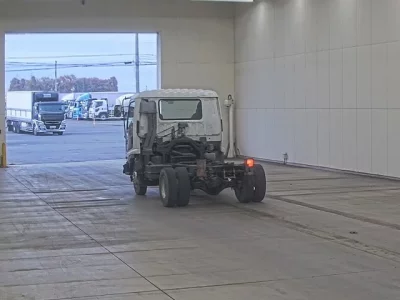 Isuzu FORWARD  с аукциона в Японии
