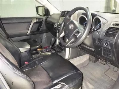 Toyota LAND CRUISER PRADO  с аукциона в Японии