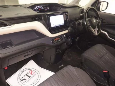 Mitsubishi DELICA D2