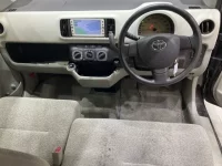 Toyota PASSO лот № 20289 оценка 3  с аукциона в Японии 3