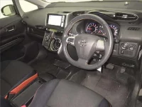Toyota WISH лот № 70081 оценка 3.5  с аукциона в Японии 2