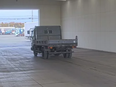 Isuzu FORWARD  с аукциона в Японии