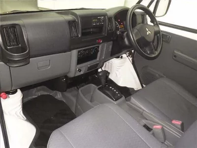 Mitsubishi MINICAB VAN