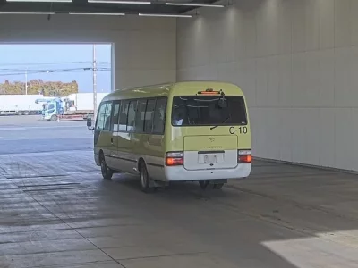 Toyota COASTER