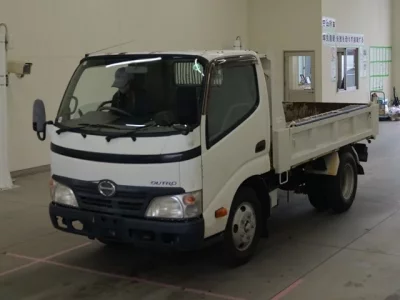 Hino DUTRO  с аукциона в Японии