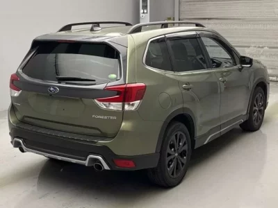 Subaru FORESTER  с аукциона в Японии