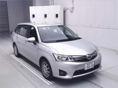 Toyota COROLLA FIELDER  с аукциона в Японии