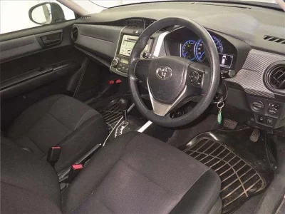 Toyota COROLLA FIELDER  с аукциона в Японии