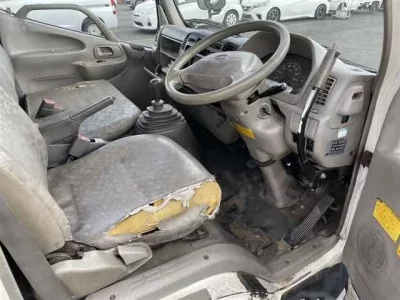 Hino DUTRO  с аукциона в Японии