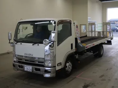 Isuzu ELF