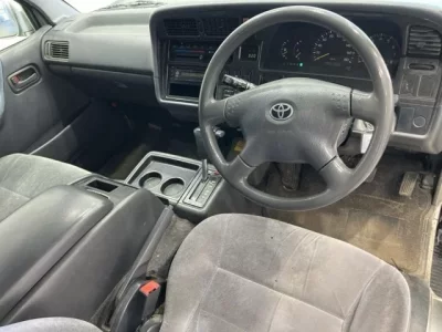 Toyota HIACE VAN  с аукциона в Японии