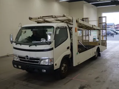 Toyota DYNA  с аукциона в Японии