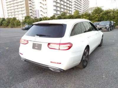 Mercedes-Benz E CLASS WAGON