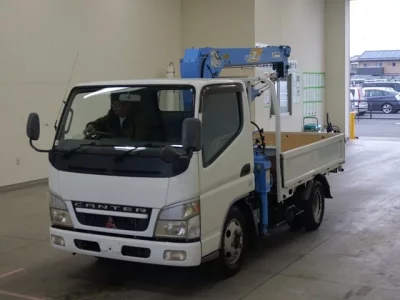 Mitsubishi CANTER  с аукциона в Японии