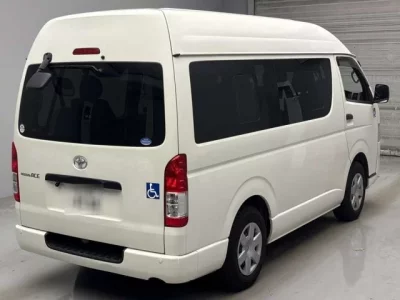 Toyota REGIUS ACE VAN