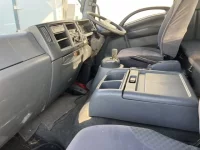 Isuzu FORWARD лот № 3216 оценка 3.5  с аукциона в Японии 4