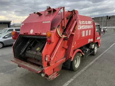 Mazda TITAN  с аукциона в Японии