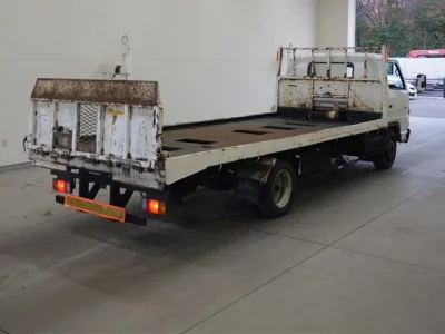 Isuzu ELF  с аукциона в Японии