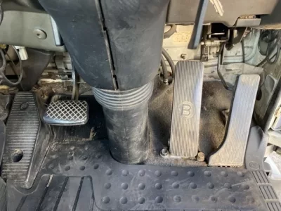 Isuzu FORWARD  с аукциона в Японии