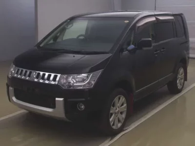 Mitsubishi DELICA D5