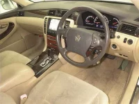 Toyota CROWN лот № 70192 оценка 3.5  с аукциона в Японии 2