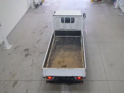 Isuzu ELF  с аукциона в Японии