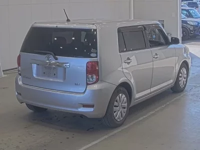 Toyota COROLLA RUMION